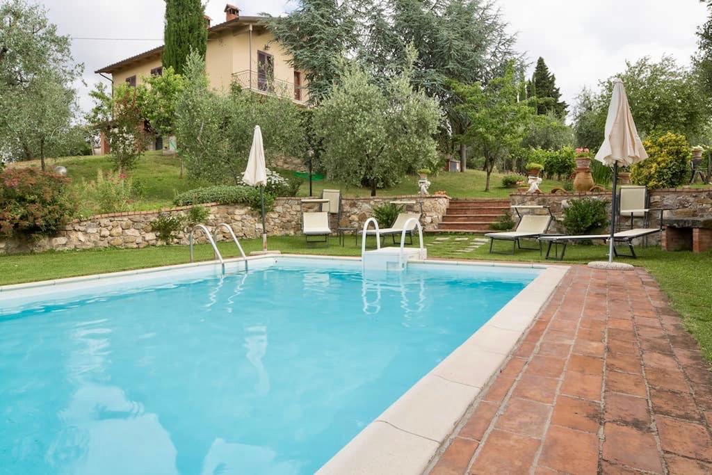 קסטלנואובו ברארדנגה Agriturismo Lo Strettoio מראה חיצוני תמונה